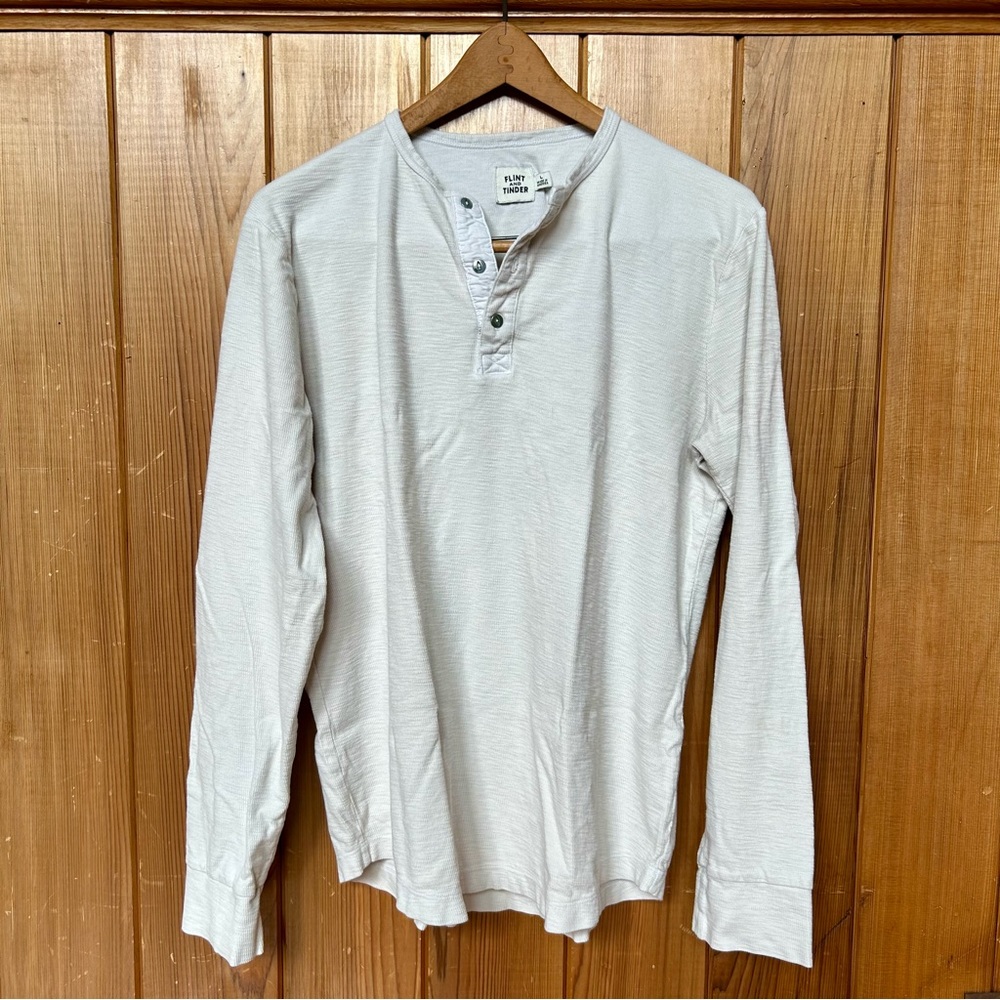 Henley Lg | Flint & Tinder (Huckberry) | Birch/Off-White (Not kept on hanger)